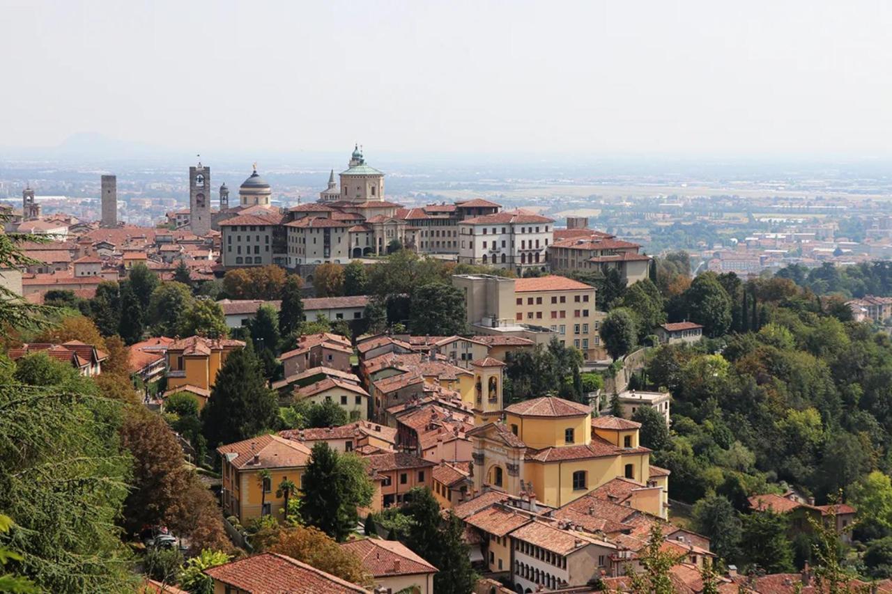 Penthouse In Citta Alta - Bergamo Apartment Exterior photo