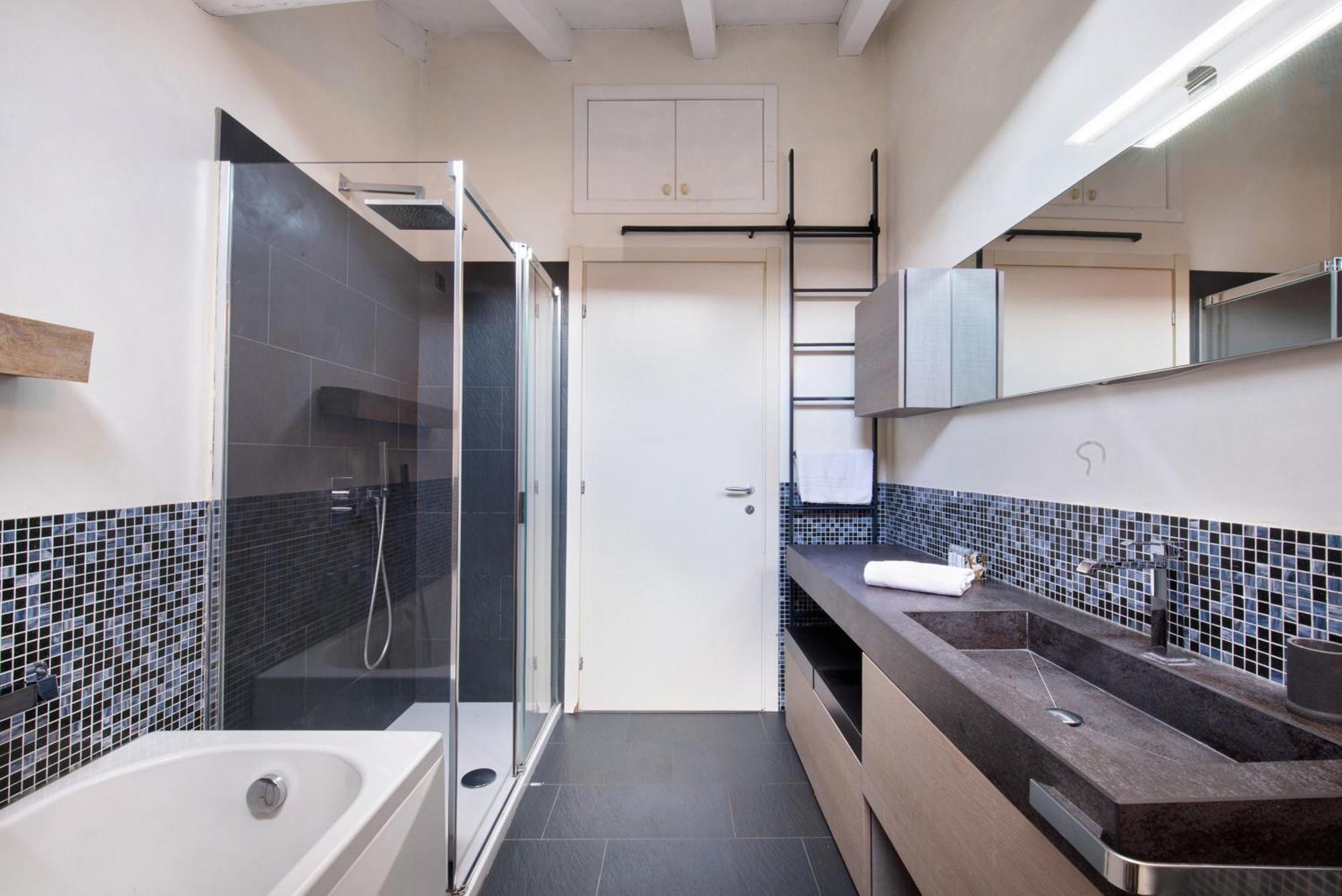 Penthouse In Citta Alta - Bergamo Apartment Exterior photo